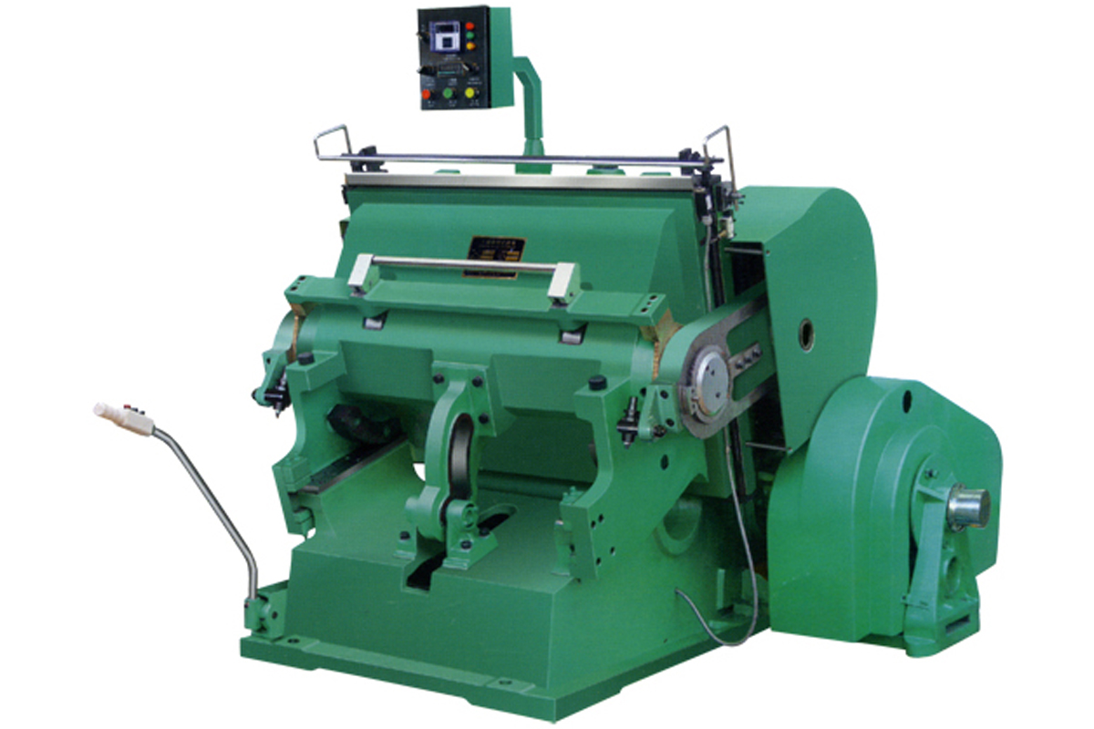 Flatten Creasing & Cutting Machine